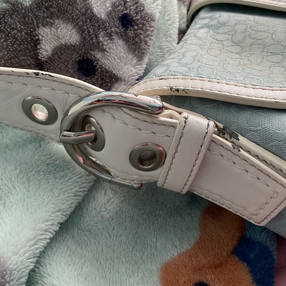 Teal and White Coach Purse 👜 - Picture 12 of 15